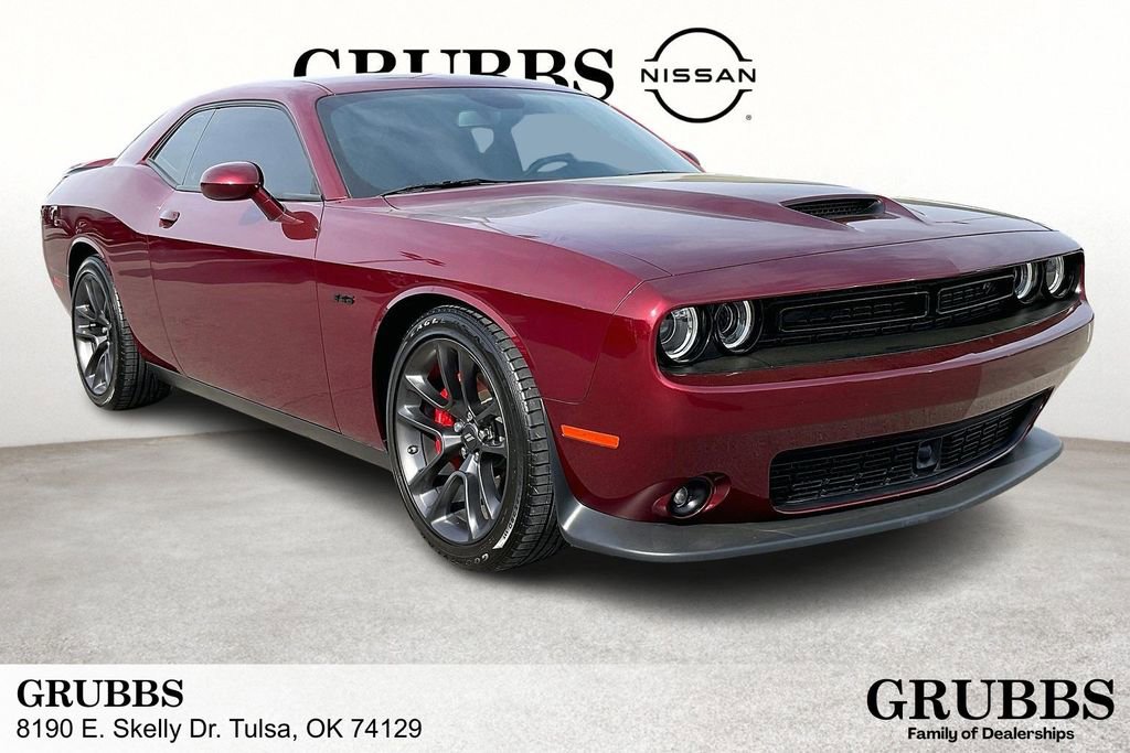 Used 2023 Dodge Challenger R/T w/ Plus Package image 1