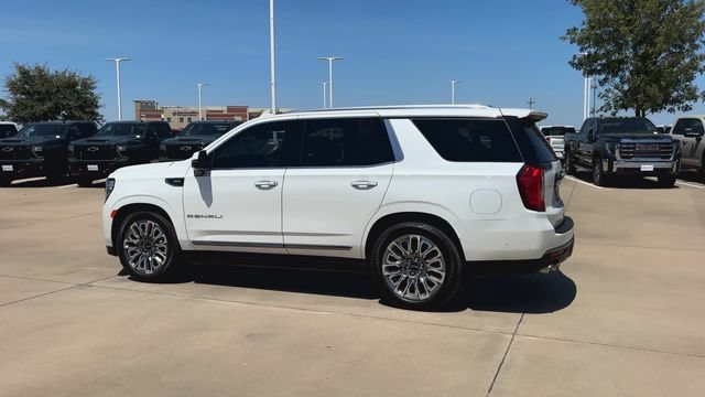 Used 2023 GMC Yukon Denali Ultimate AWD/4WD image 7