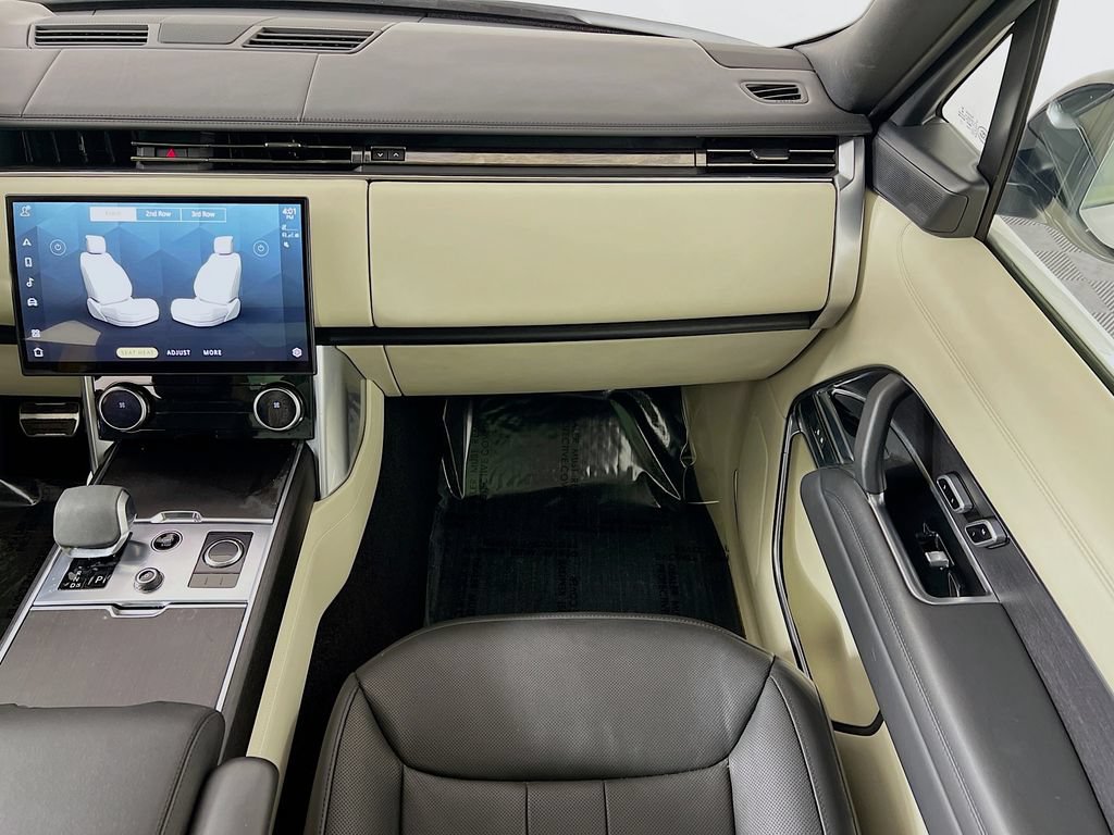 Used 2022 Land Rover Range Rover Long Wheelbase SE AWD/4WD image 25