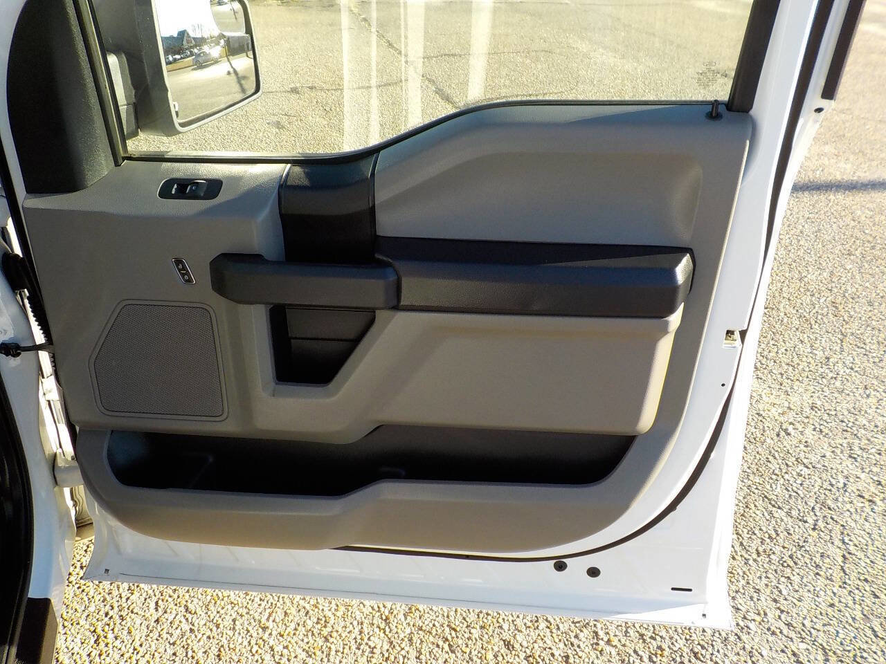 Used 2018 Ford F150 XL w/ Equipment Group 101A Mid image 29