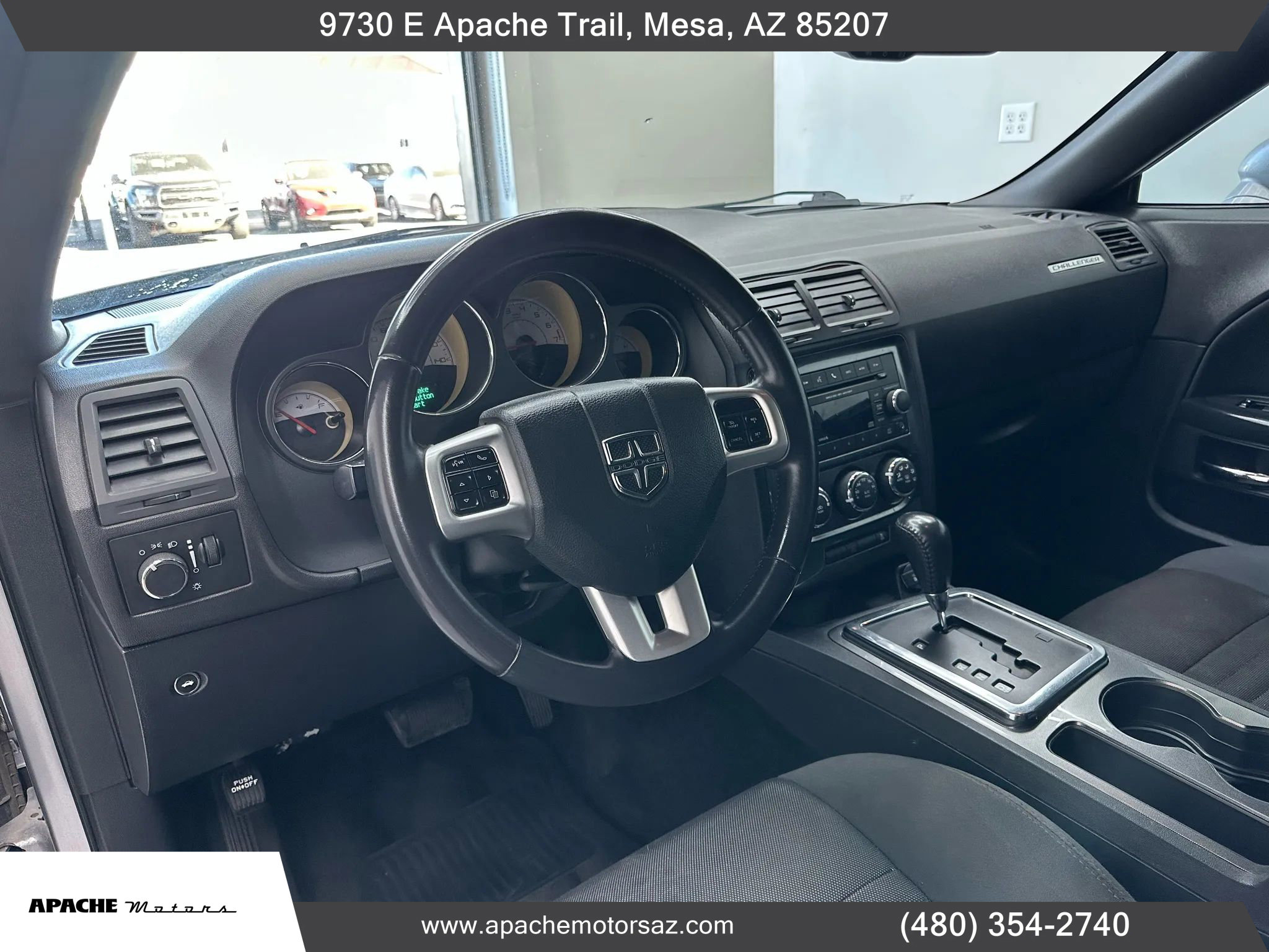 Used 2014 Dodge Challenger SXT image 16