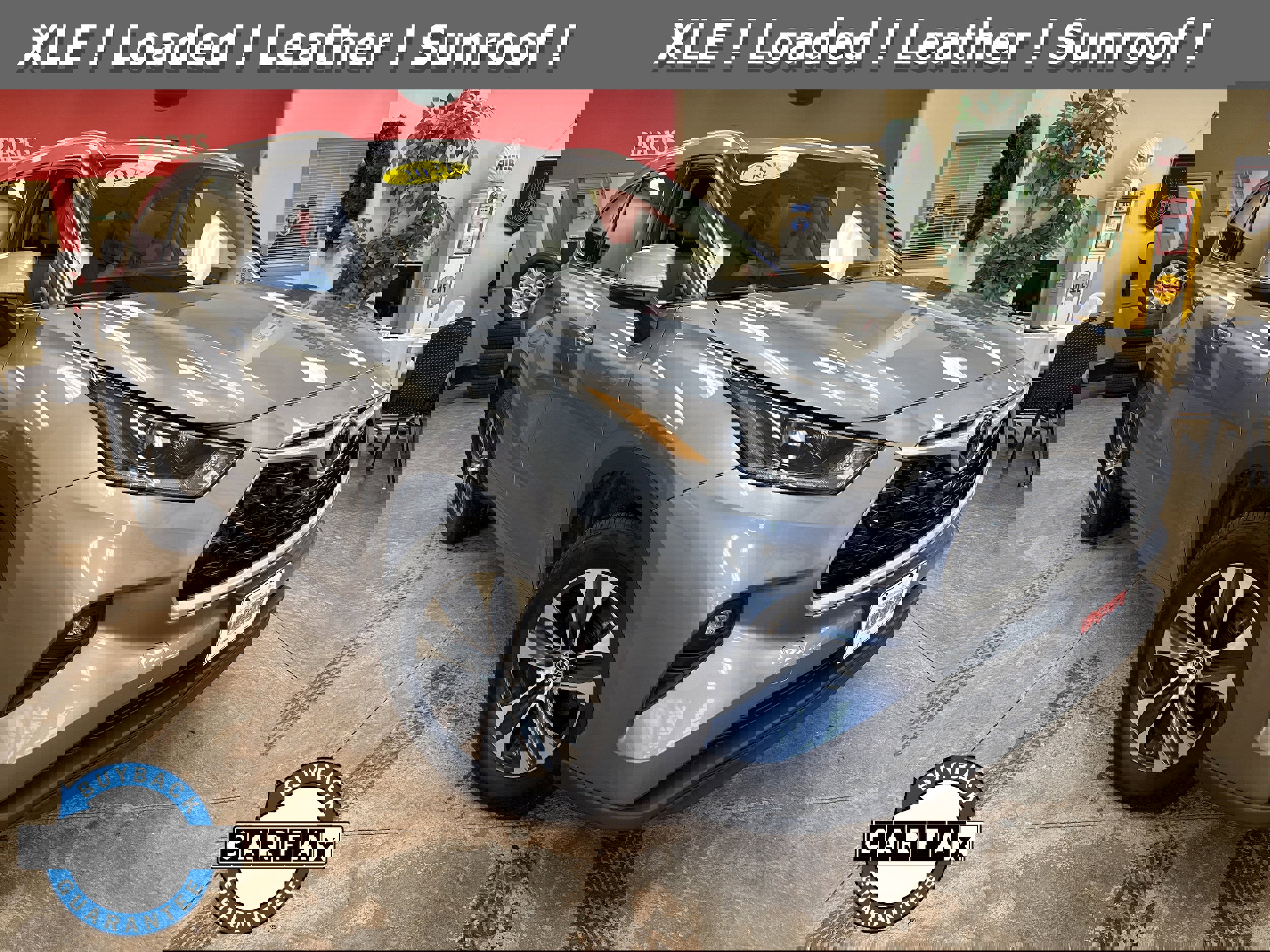 Used 2021 Toyota Highlander XLE image 1