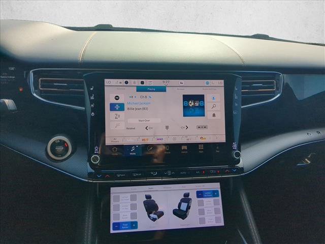 New 2026 Jeep Grand Wagoneer Summit AWD/4WD image 12