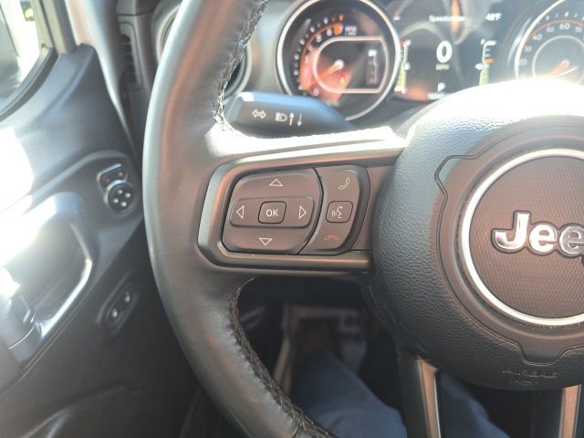 Certified 2023 Jeep Gladiator Willys image 14
