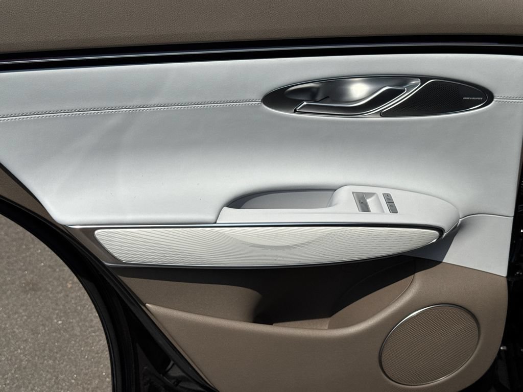 New 2026 Genesis GV70 2.5T Advanced AWD/4WD image 22
