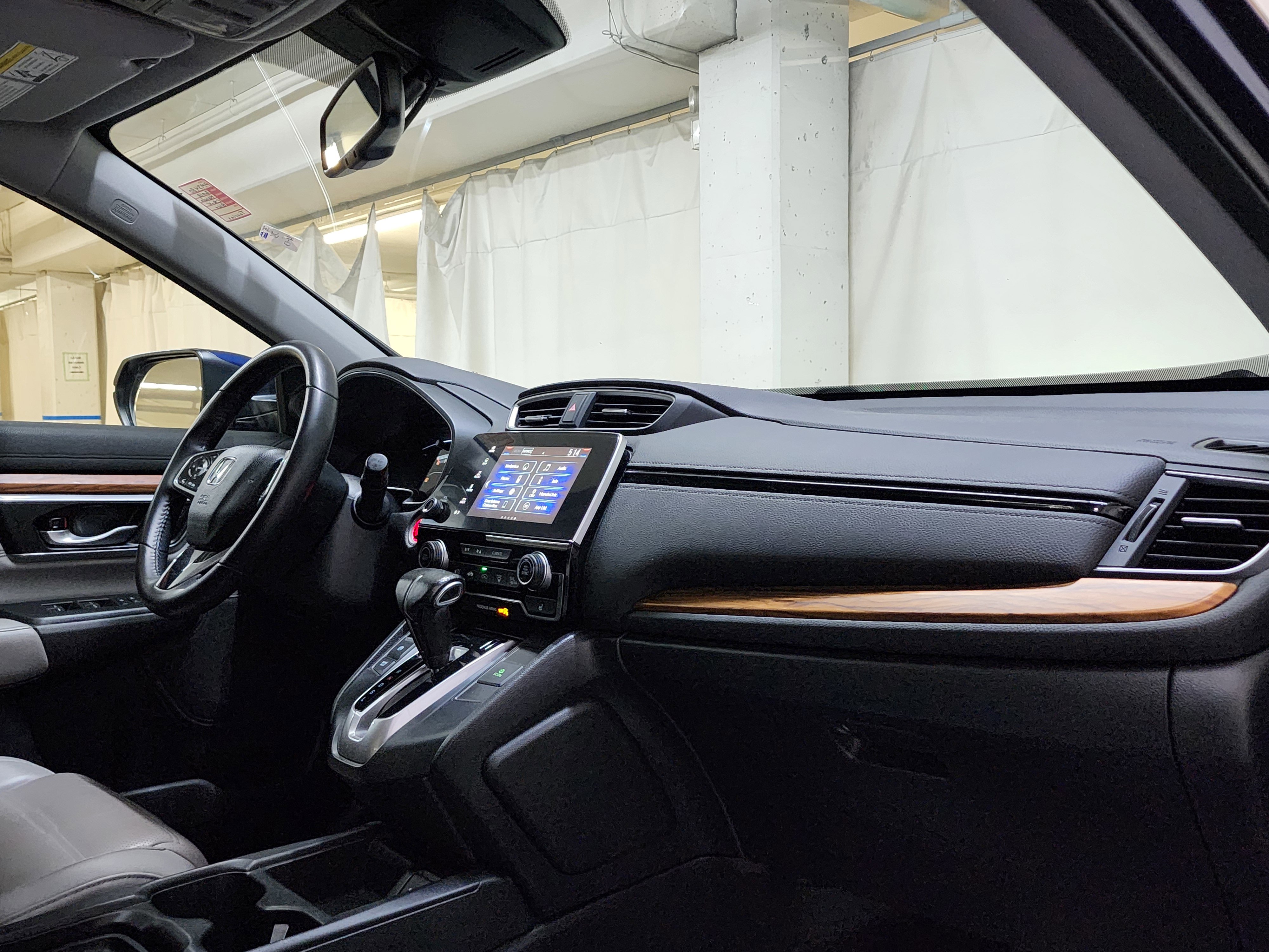 Used 2018 Honda CR-V Touring image 22