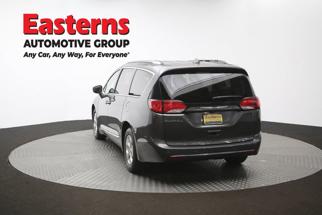 Used 2017 Chrysler Pacifica Touring-L Plus w/ Advanced Safetytec Group FWD image 37