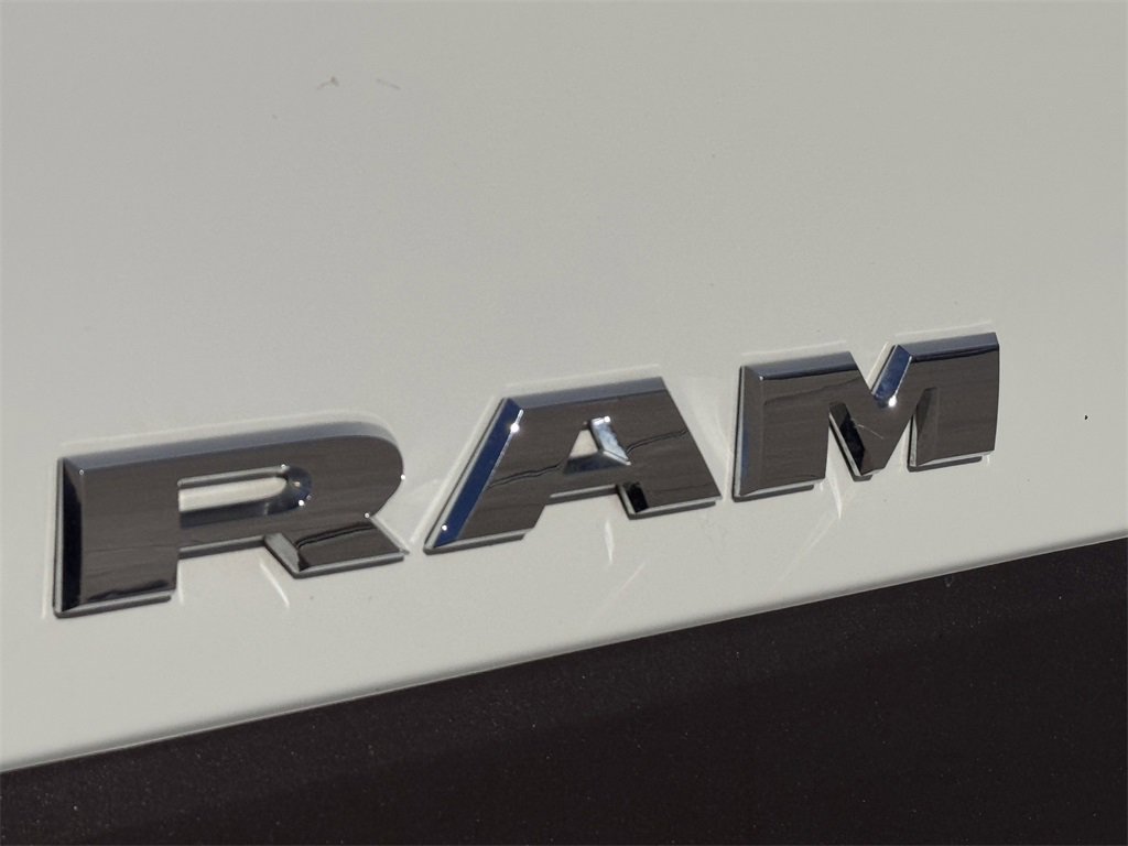Used 2023 RAM 2500 Limited image 14