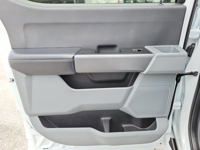 Certified 2025 Ford F250 XLT AWD/4WD image 13