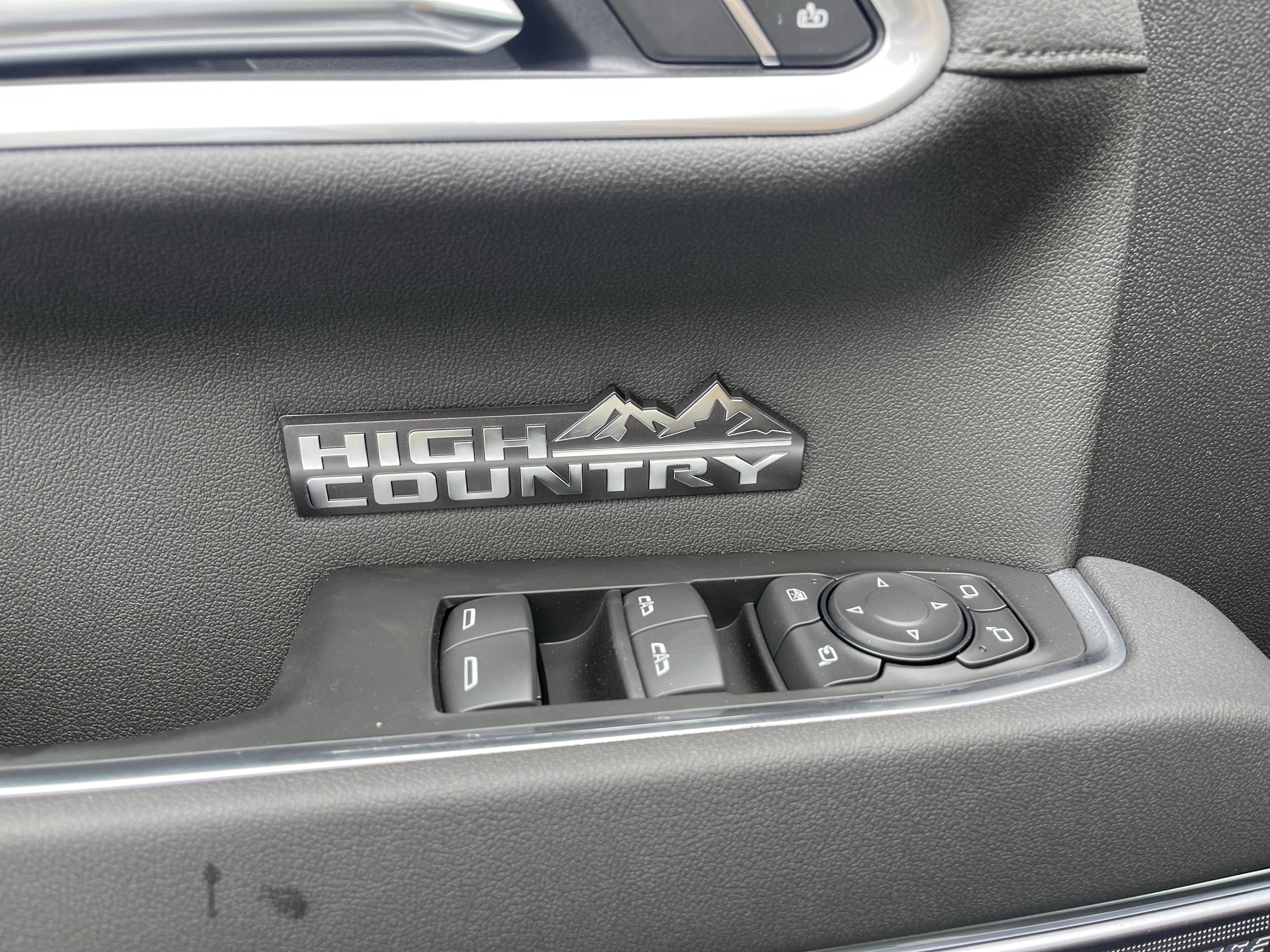 New 2026 Chevrolet Silverado 1500 High Country image 13