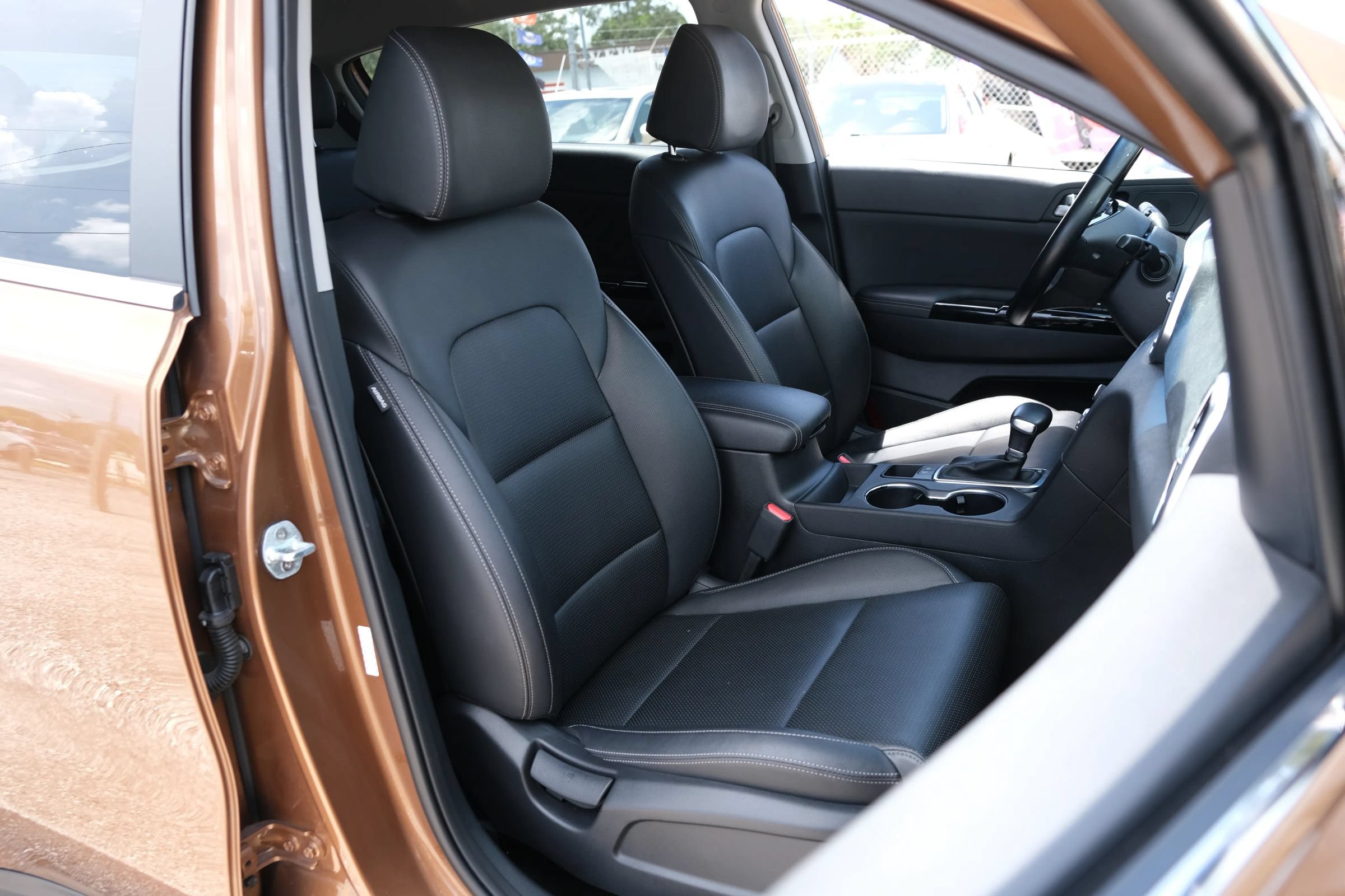 Used 2021 Kia Sportage EX FWD image 11