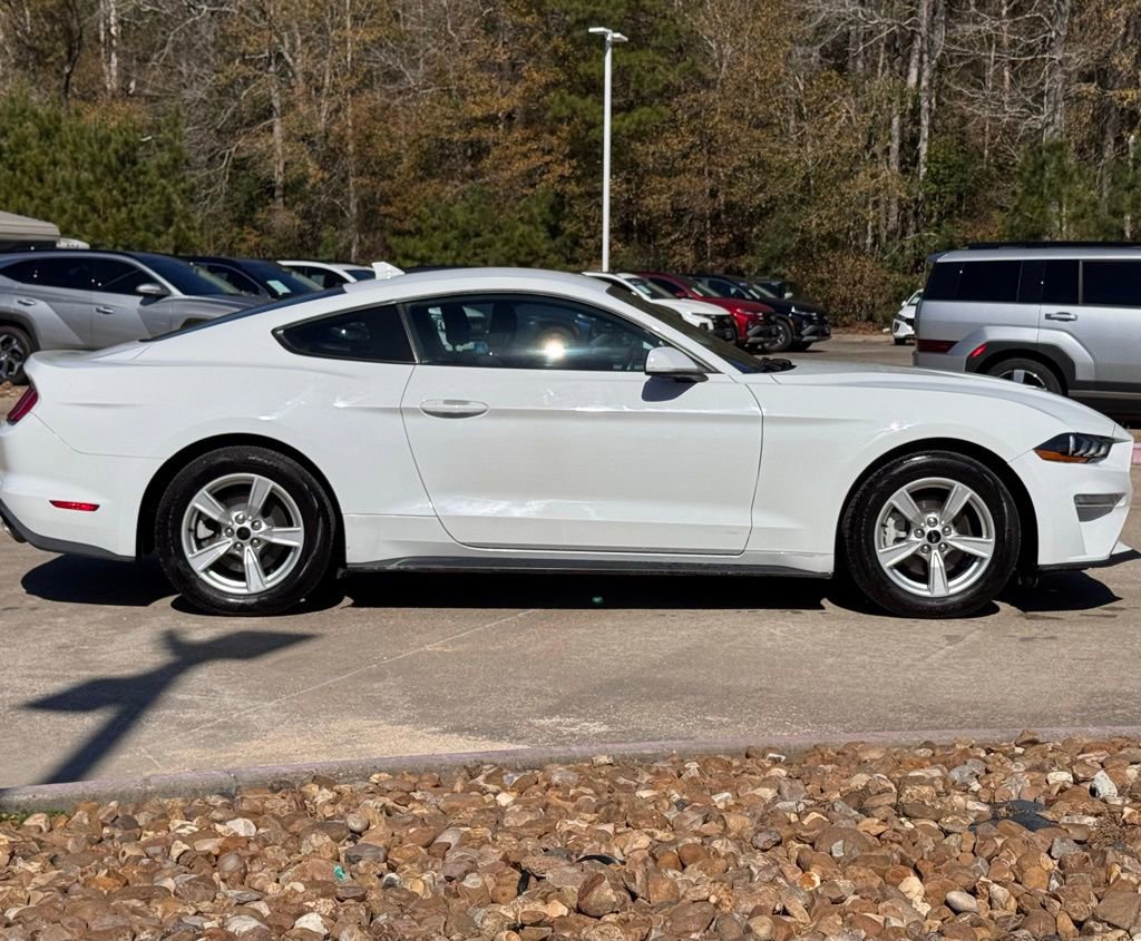 Used 2020 Ford Mustang EcoBoost image 8