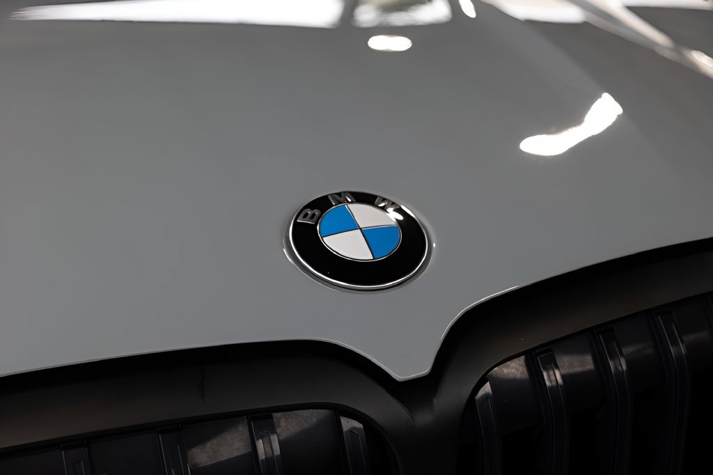 Used 2024 BMW X7 M60i w/ Executive Package AWD/4WD image 14