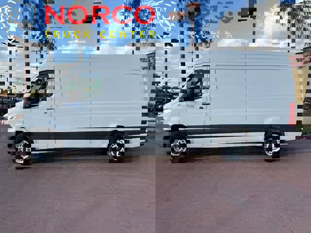 Used 2020 Freightliner Sprinter 2500 image 5