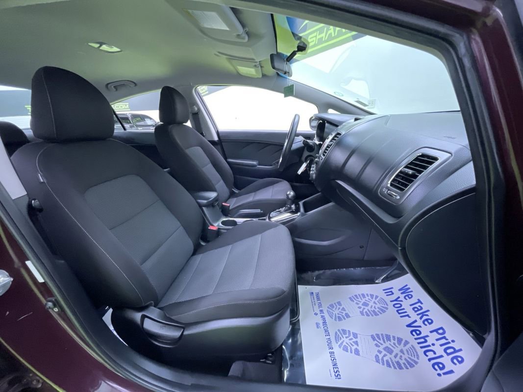 Used 2018 Kia Forte LX image 27