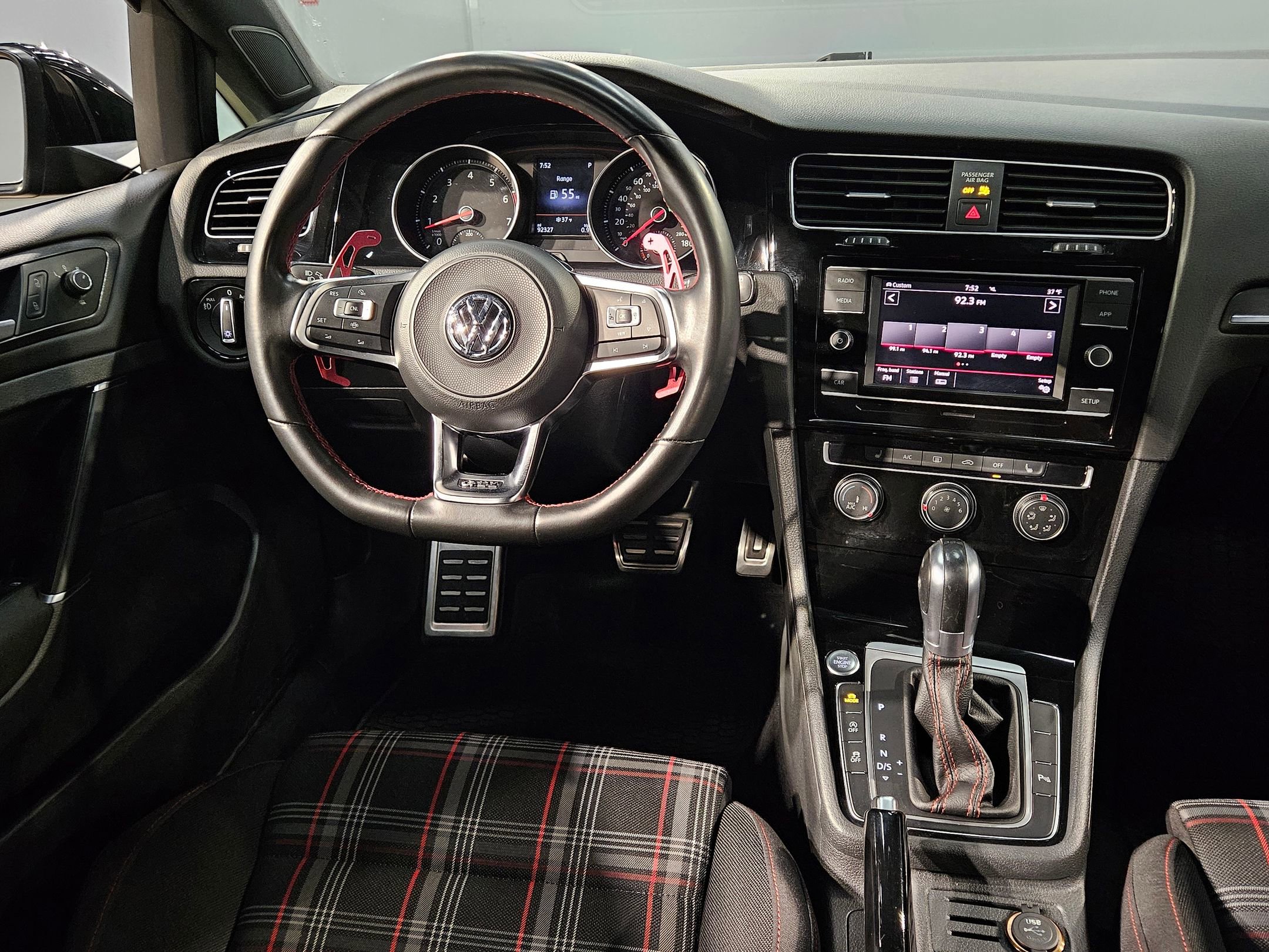 Used 2019 Volkswagen GTI Rabbit Edition image 9