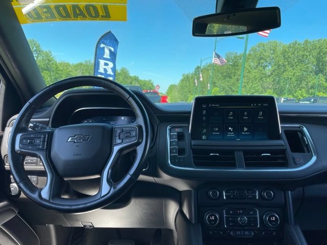 Used 2022 Chevrolet Suburban RST w/ Sport Performance Package AWD/4WD image 22