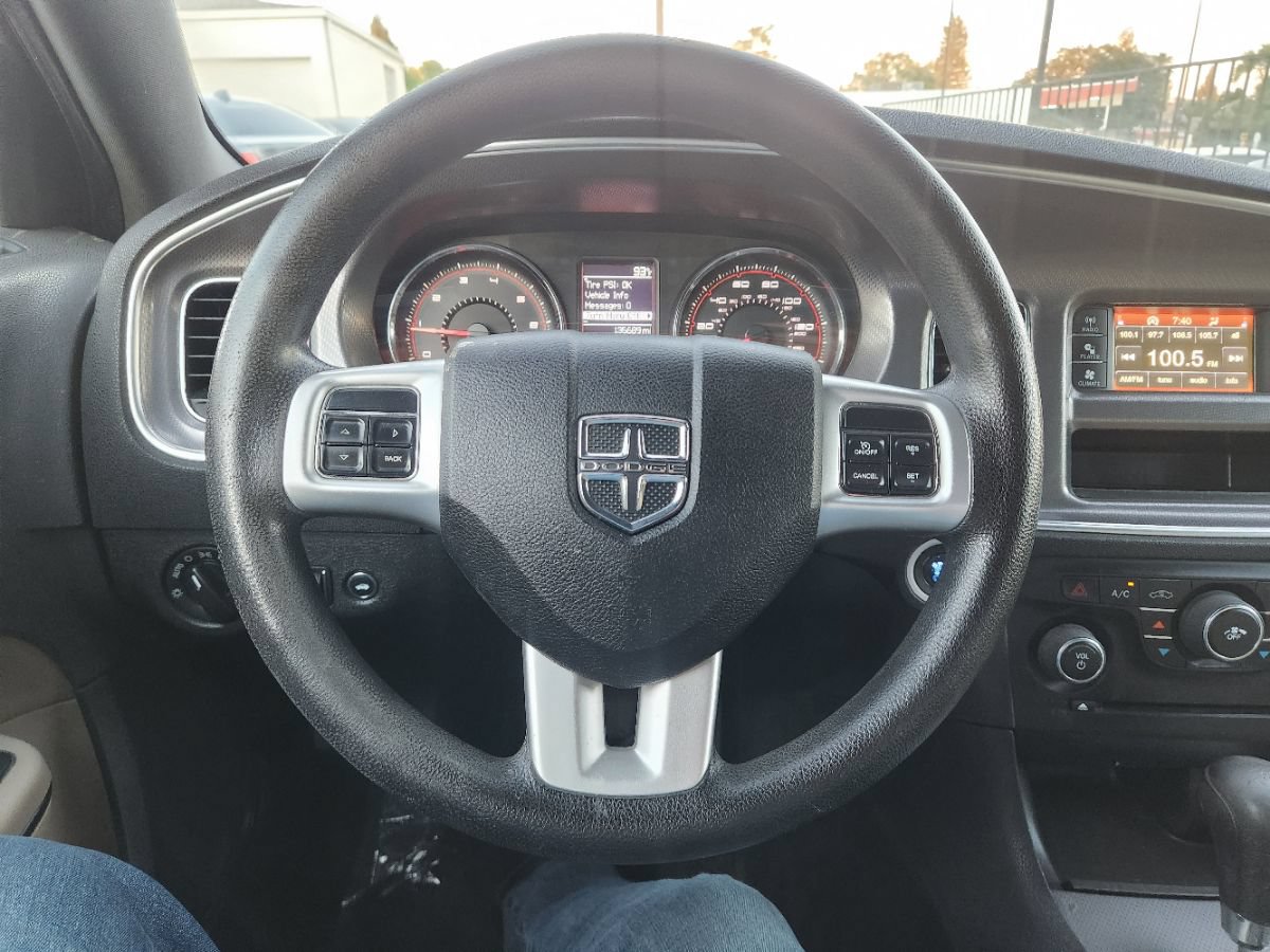 Used 2011 Dodge Charger SE RWD image 20