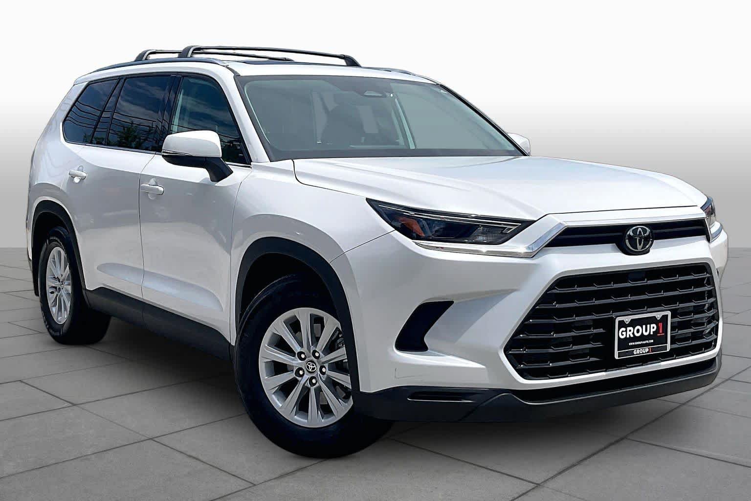Used 2025 Toyota Grand Highlander AWD Hybrid image 3