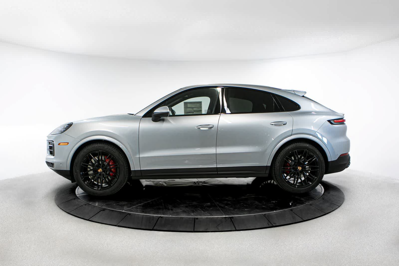 New 2026 Porsche Cayenne S AWD/4WD image 2