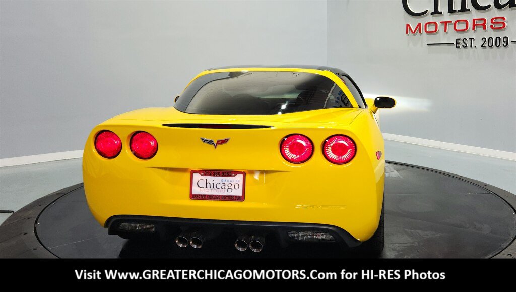 Used 2006 Chevrolet Corvette Coupe w/ Preferred Equipment Group RWD image 21