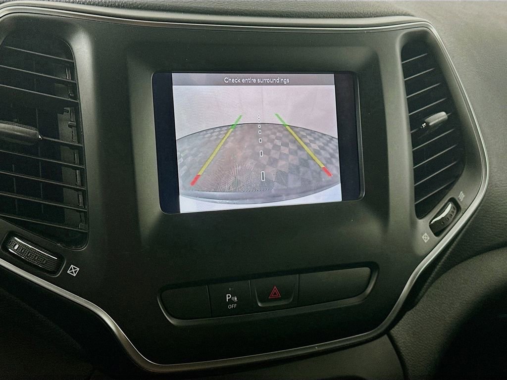 Used 2020 Jeep Cherokee Latitude Plus image 20