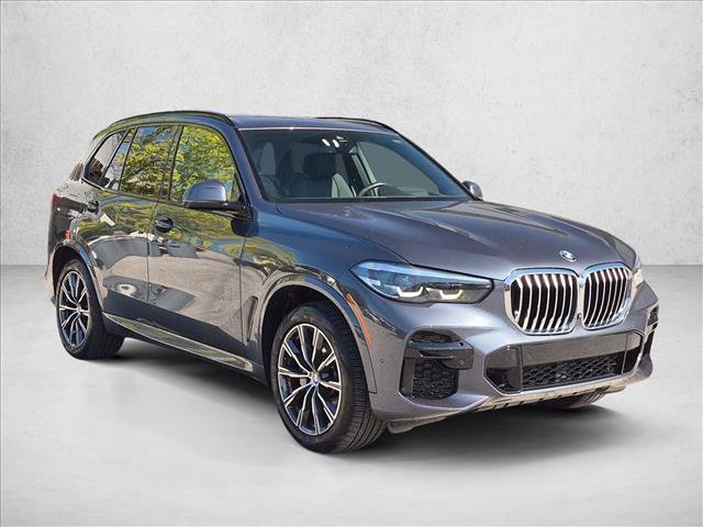 Used 2022 BMW X5 xDrive40i w/ M Sport Package AWD/4WD image 3