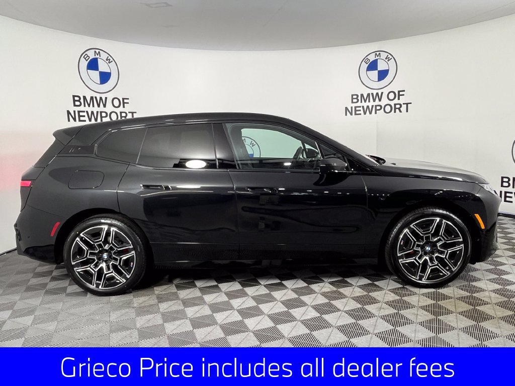 Certified 2026 BMW iX xDrive60 w/ M Sport Package AWD/4WD image 11