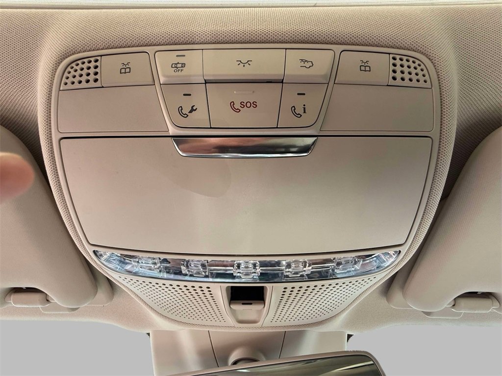 Used 2018 Mercedes-Benz E 400 4MATIC Wagon image 28