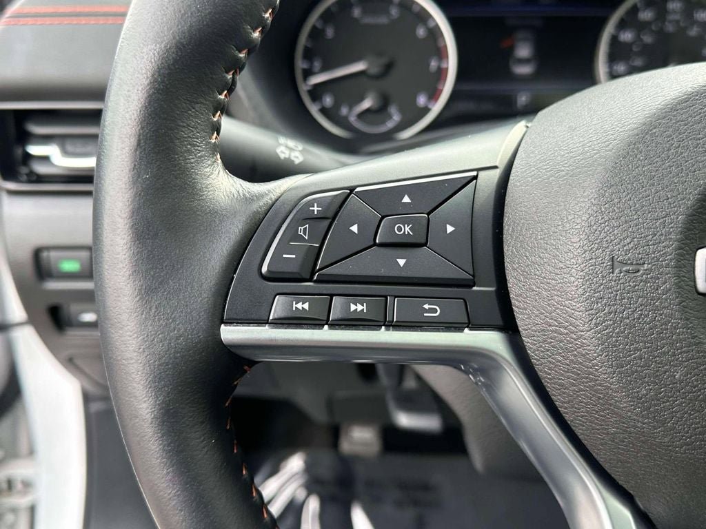 Used 2024 Nissan Sentra SR w/ SR Premium Package image 21