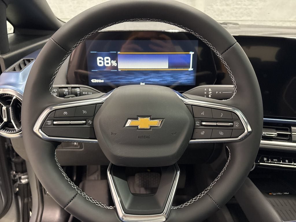 New 2026 Chevrolet Equinox EV LT w/ Convenience Package II AWD/4WD image 23