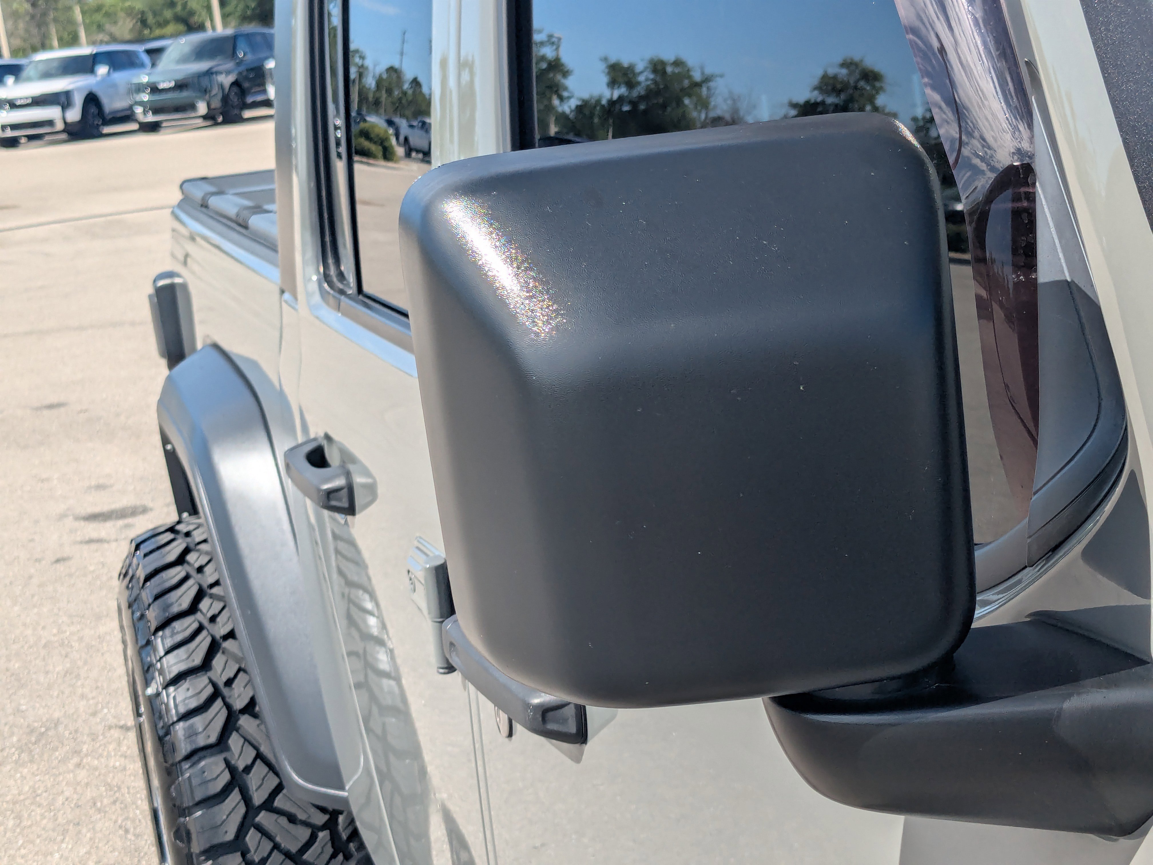 Used 2022 Jeep Gladiator Sport AWD/4WD image 14