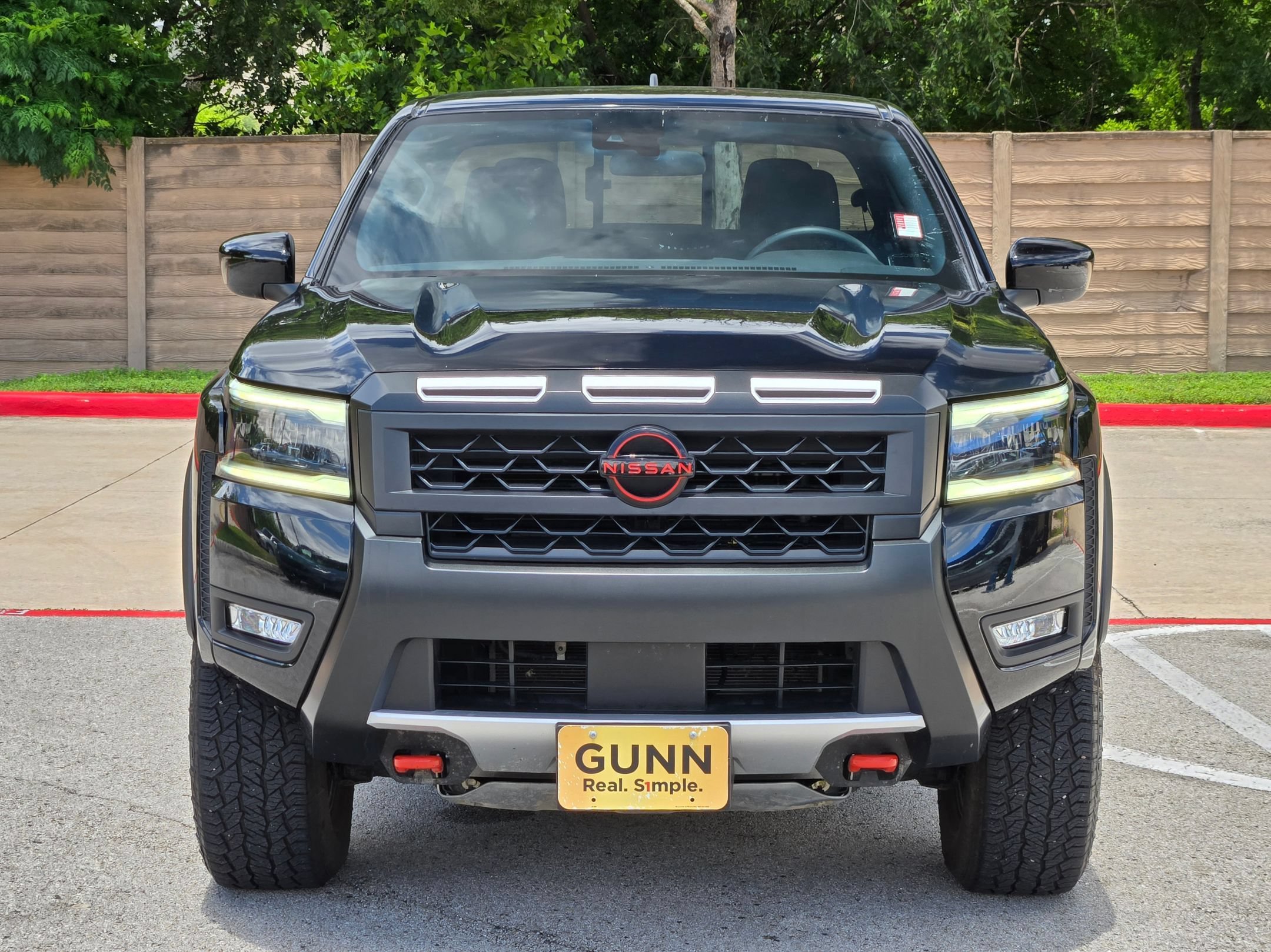 Used 2026 Nissan Frontier PRO-4X AWD/4WD image 8