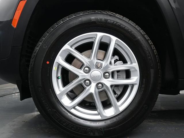 New 2026 Jeep Grand Cherokee Laredo AWD/4WD image 29