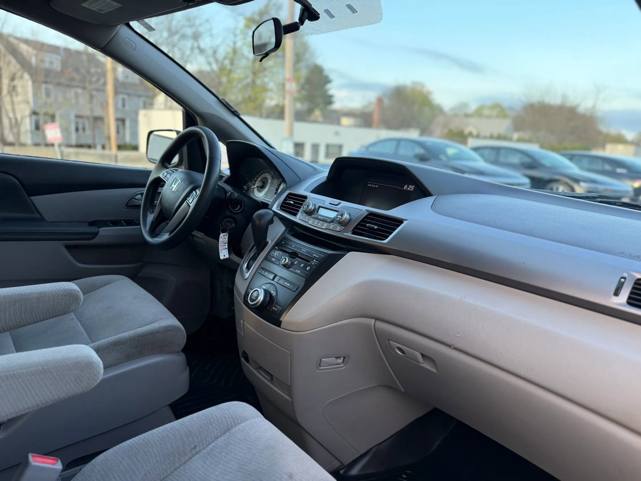 Used 2013 Honda Odyssey LX image 13