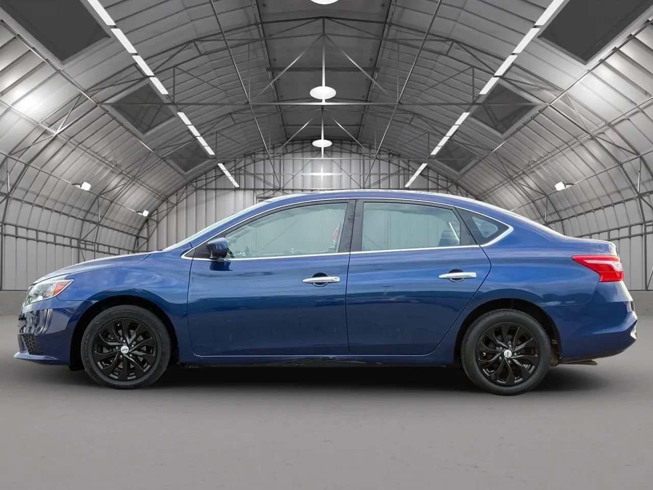 Used 2019 Nissan Sentra SV FWD image 4