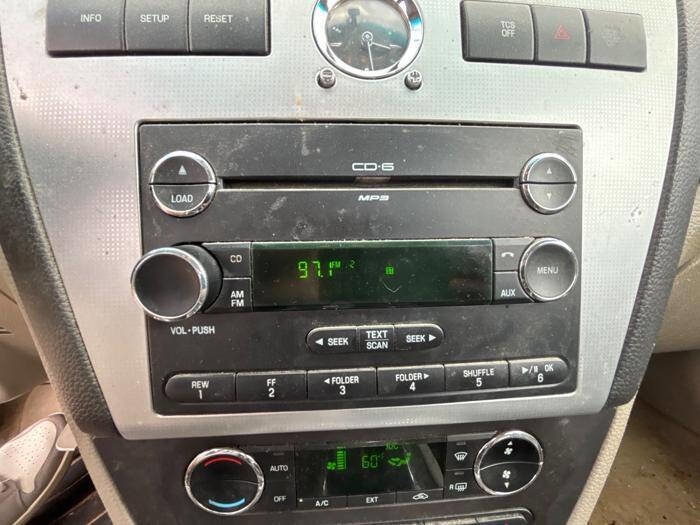 Used 2008 Mercury Milan Premier FWD image 33