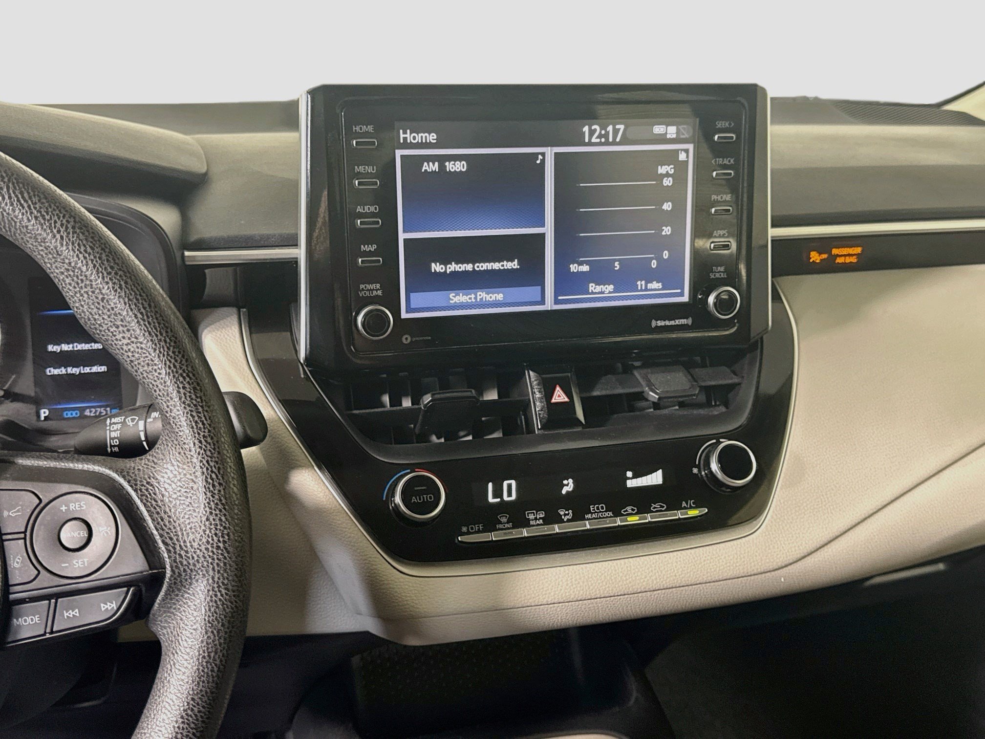 Used 2021 Toyota Corolla LE w/ LE Convenience Package FWD image 18