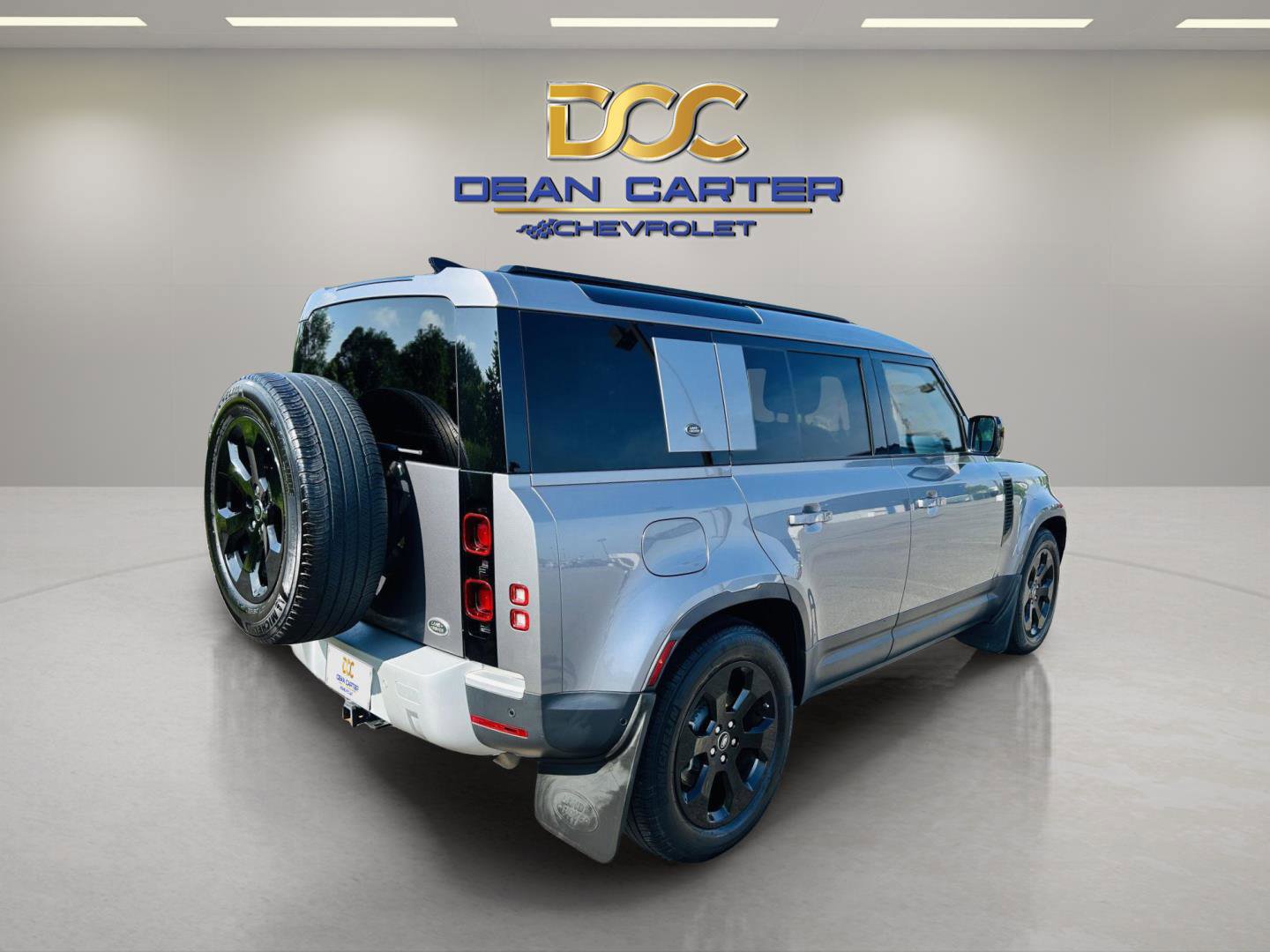 Used 2020 Land Rover Defender 110 HSE image 11