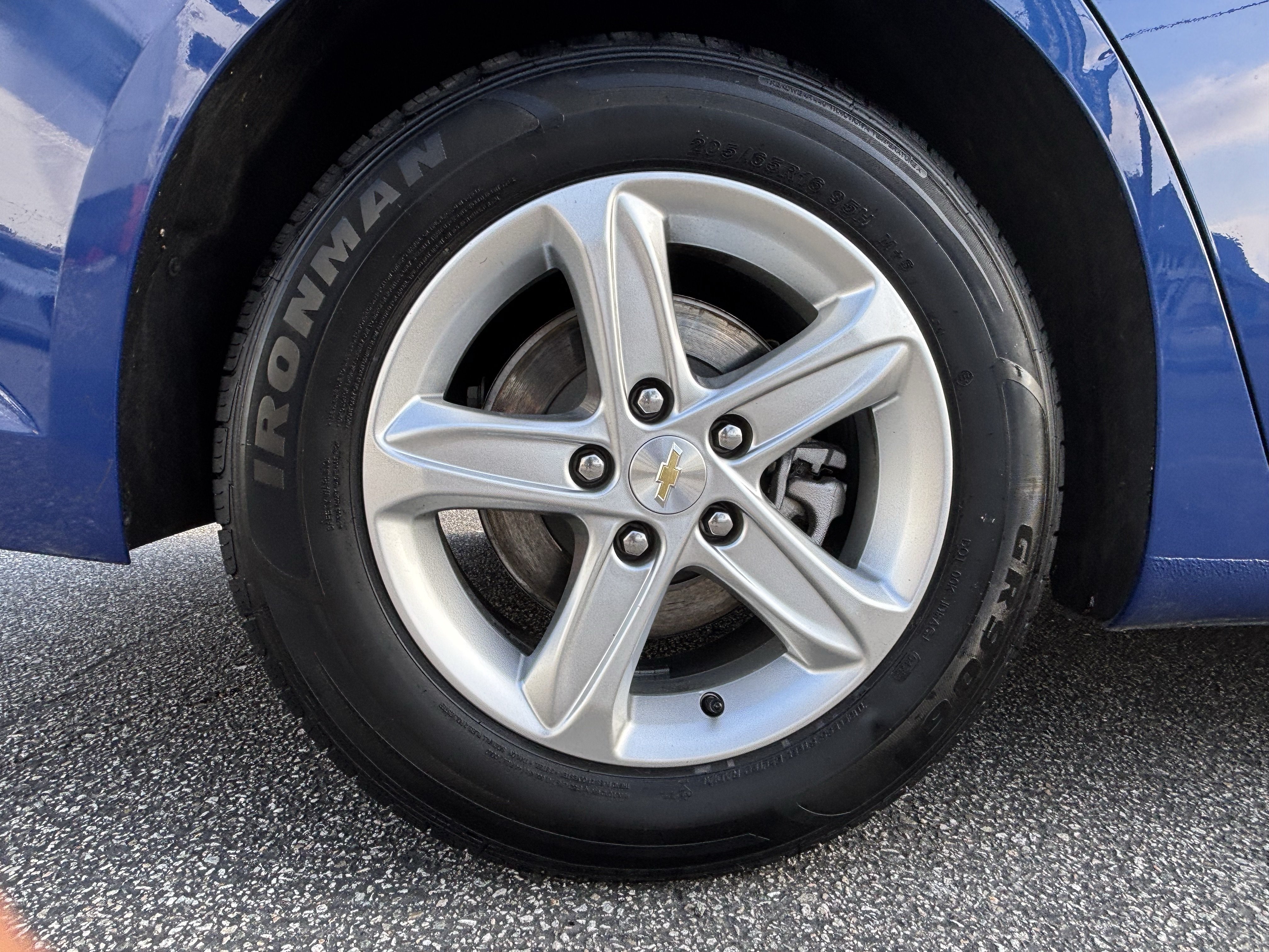 Used 2023 Chevrolet Malibu LT FWD image 7
