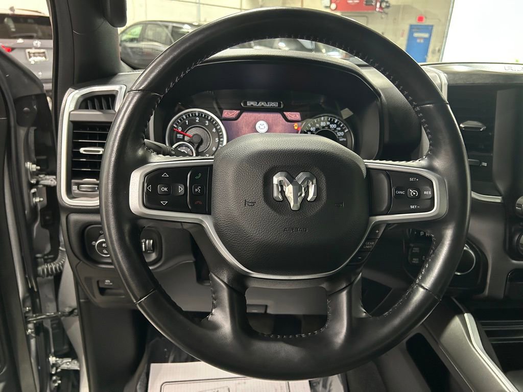 Used 2022 RAM 1500 Big Horn AWD/4WD image 15