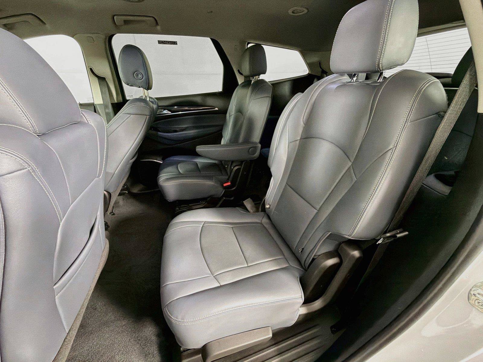 Used 2021 Buick Enclave Essence w/ Sound and Sites Package AWD/4WD image 26