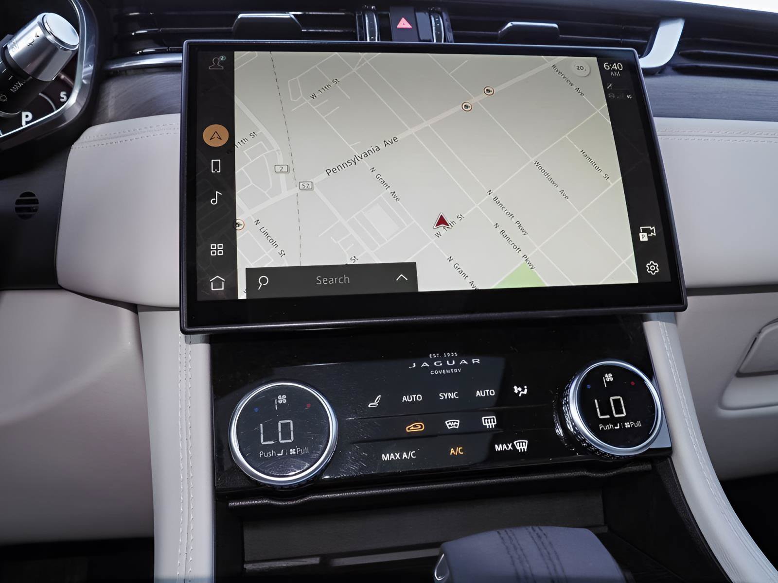 Used 2021 Jaguar F-PACE S AWD/4WD image 10