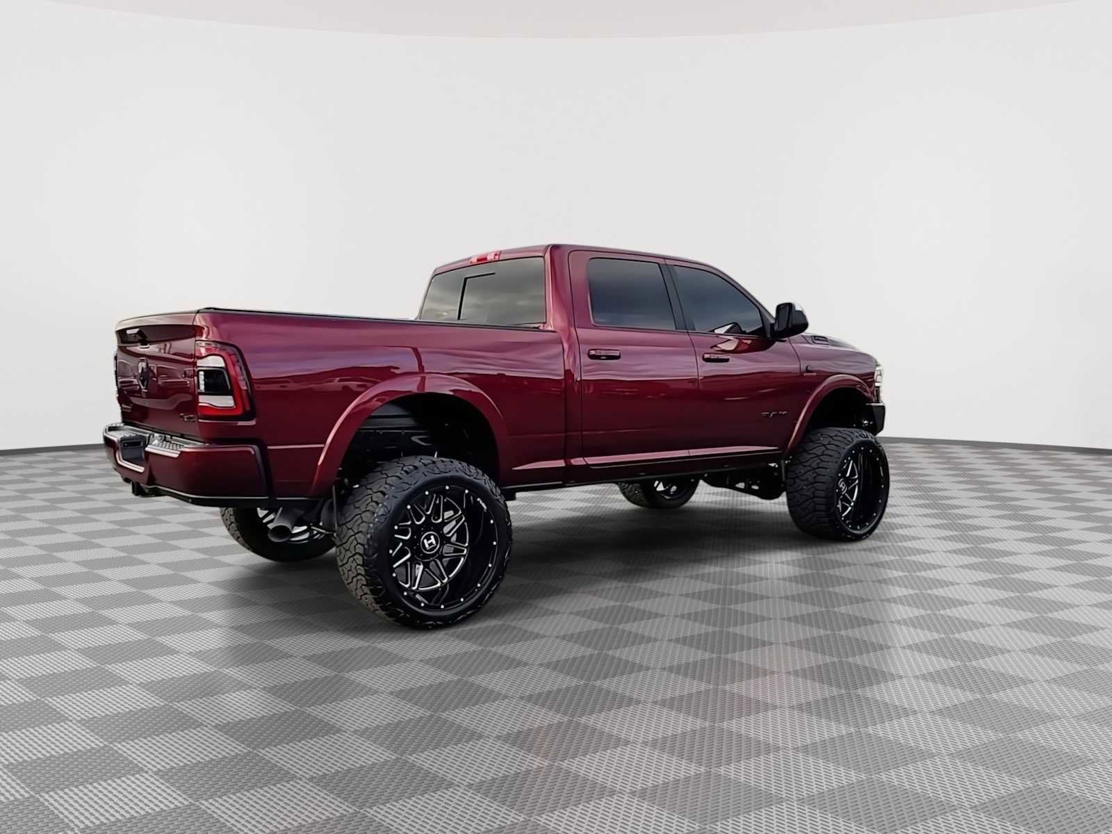 Used 2022 RAM 2500 Laramie w/ Night Edition image 8