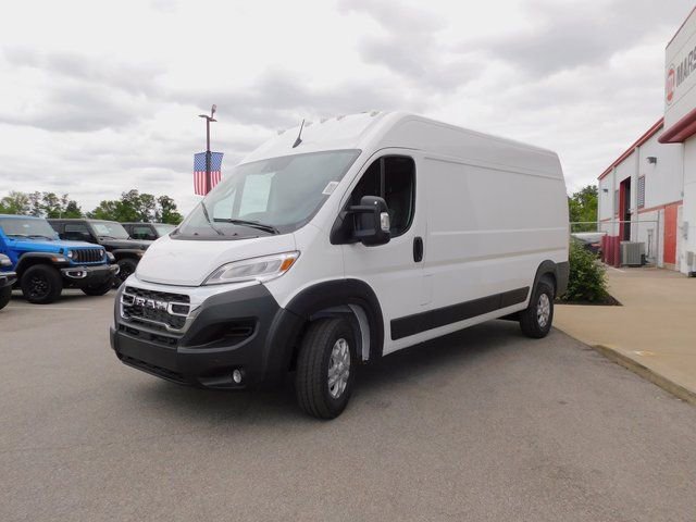 New 2024 RAM ProMaster 2500 w/ Quick Order Package 22G SLT image 4