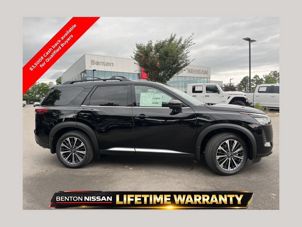 New 2026 Nissan Pathfinder Platinum FWD image 1