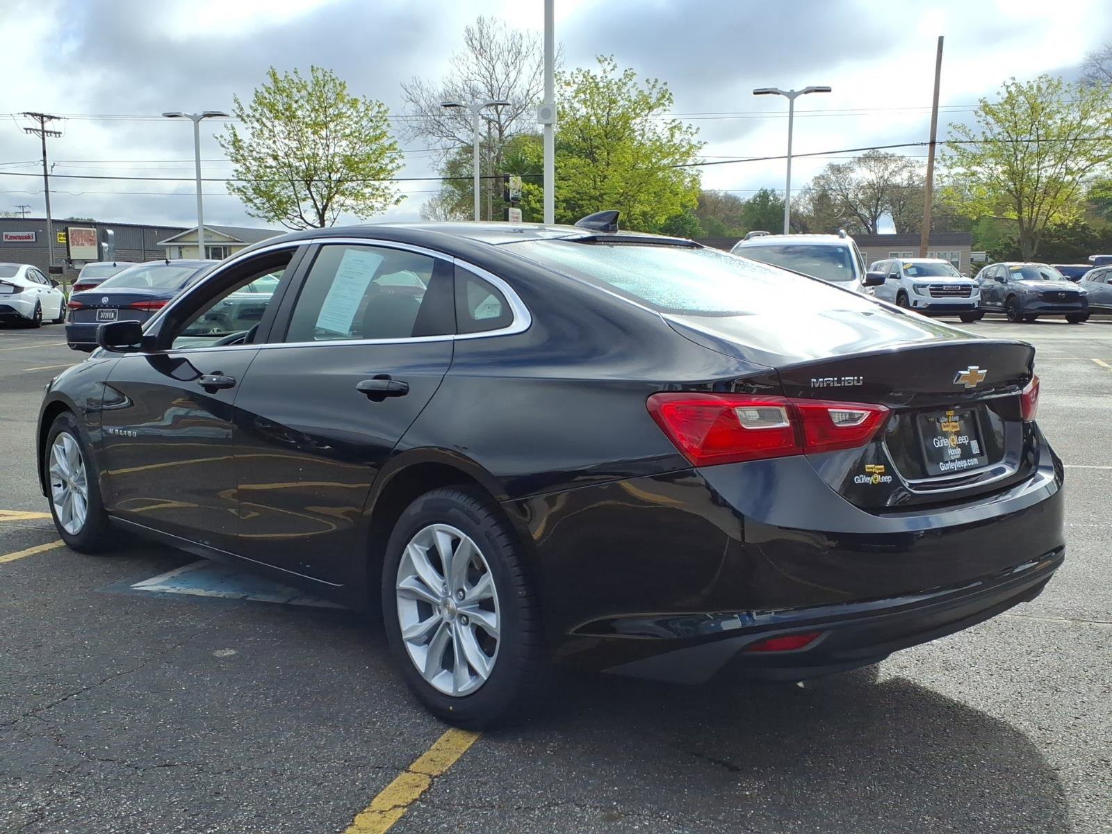 Used 2025 Chevrolet Malibu LT FWD image 9