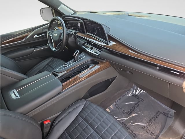 Used 2023 Cadillac Escalade Sport Platinum RWD image 41