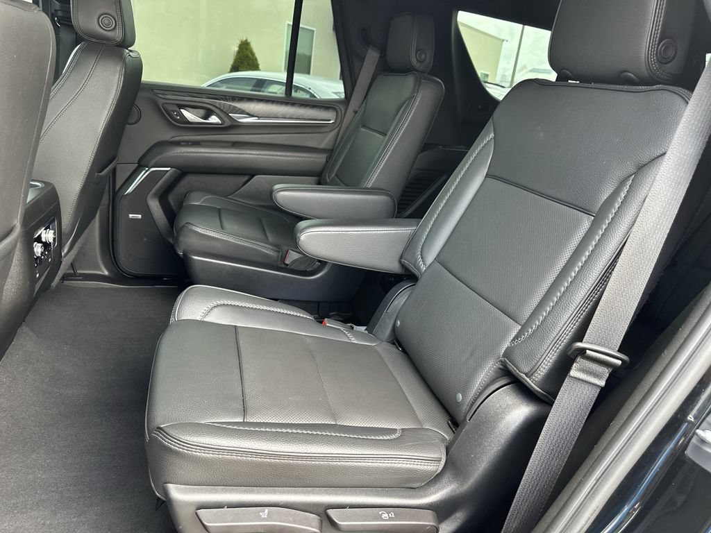 Used 2023 GMC Yukon Denali RWD image 19