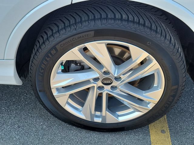 Used 2021 Audi Q7 2.0T Premium AWD/4WD image 30